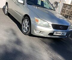 2002 Lexus IS 200 - Image 5/5