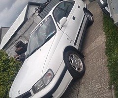 Toyota carina