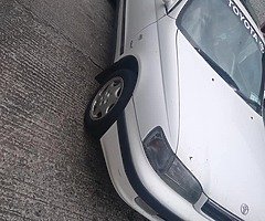 Toyota carina