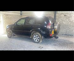 2008 Toyota Landcruiser breaking only