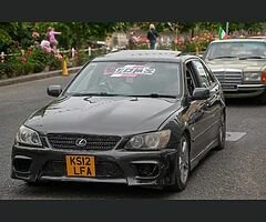 2005 Lexus is200 se