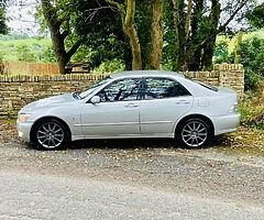 2001 IS200 S
