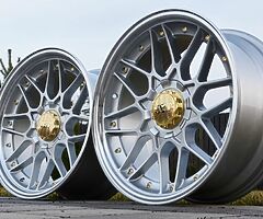 Haxer HX025 alloy wheels 5x100 / 5x112 / 5x120 / 8x100/114,3