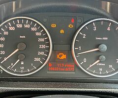2007 BMW series 3 320i - Image 7/10