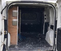 Fiat doblo 2011 - Image 9/10