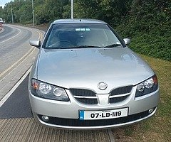Nissan almera