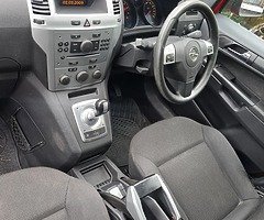 Opel zanfira