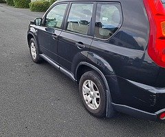 Nissan x trail