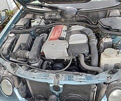 01 E200 Kompressor will swap for small camper - Image 4/10