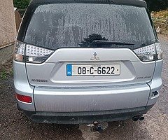 Mitsubishi outlander