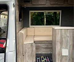 Mercedes Benz Sprinter Camper Van - Image 7/10
