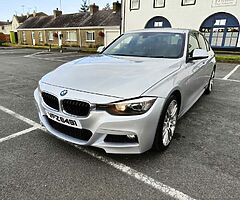 2015 BMW 318
