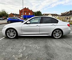 2015 BMW 318