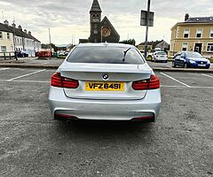 2015 BMW 318 - Image 4/8