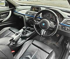 2015 BMW 318 - Image 6/8