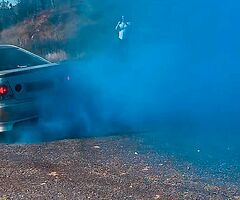 Gender reveal smoke tyres (blue)