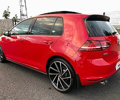 2015 Volkswagen Golf - Image 3/9
