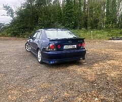 Lexus is200 - Image 10/10