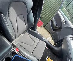 Audi b8 a4 s-line interior seats half leather - Image 6/7