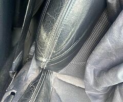 Audi b8 a4 s-line interior seats half leather - Image 7/7