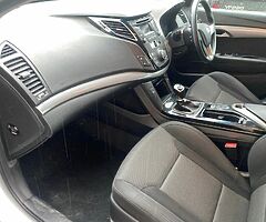 2016 Hyundai i40 New model Blue drive Estate - Image 5/10