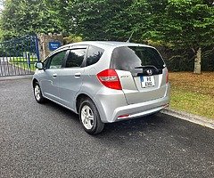 2011 Honda Fit (AUTO)  - Image 4/10