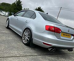 Volkswagen Jetta - Image 4/7