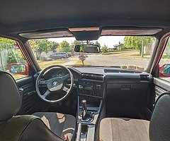 BMW E30 Touring - Image 5/10