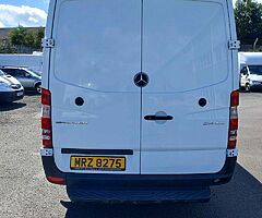 2017 Mercedes-Benz Sprinter - Image 6/8
