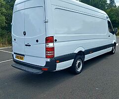 2012 Mercedes-Benz Sprinter - Image 6/10