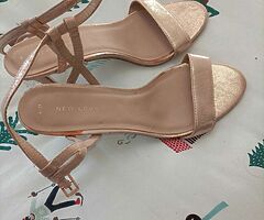 Women heels all worn for few hours only - Image 6/6