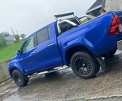 2017 Toyota Hilux