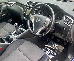 2015 Nissan Qashqai - Image 6/10