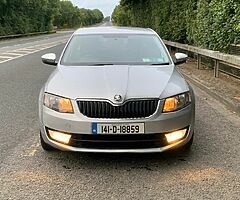 2014 Skoda Octavia 1.6 TDi Automatic - Image 4/10