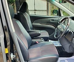2010 Toyota Previa - Image 9/10
