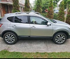 Full Spec 2010 Qashqai
Keyless, Leather, Panorama