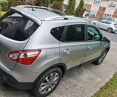 Full Spec 2010 Qashqai
Keyless, Leather, Panorama - Image 4/10
