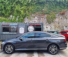 2018 Volkswagen Passat Highline - Image 5/10