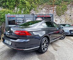 2018 Volkswagen Passat Highline - Image 8/10