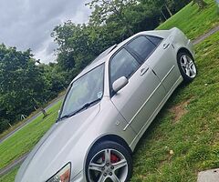 2000 Lexus IS 200