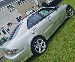 2000 Lexus IS 200 - Image 4/9