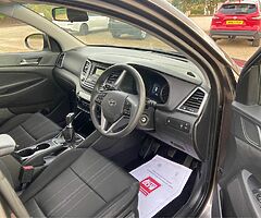 2017 Hyundai Tucson - Image 8/10