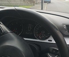 Savage passat for sale parking sensors back and front full leather seats car has full history - Image 3/9
