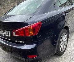 2010 Toyota  Lexus - Image 5/9