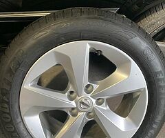 Nissan qashqai alloys 17in - Image 6/6