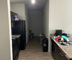 *** $460 URGENT LEASE TAKE OVER *** - Image 5/10