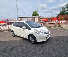 Honda Fit 1.3 Hybrid GUARANTEE 3 MOUNTS