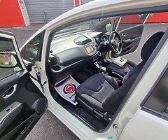 Honda Fit 1.3 Hybrid GUARANTEE 3 MOUNTS - Image 8/10