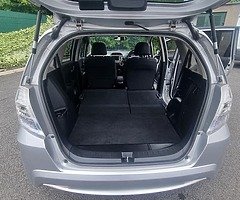 Honda Fit 1.3 Hybrid GUARANTEE 3 MOUNTS - Image 7/10