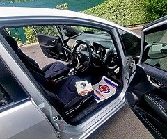 Honda Fit 1.3 Hybrid GUARANTEE 3 MOUNTS - Image 10/10